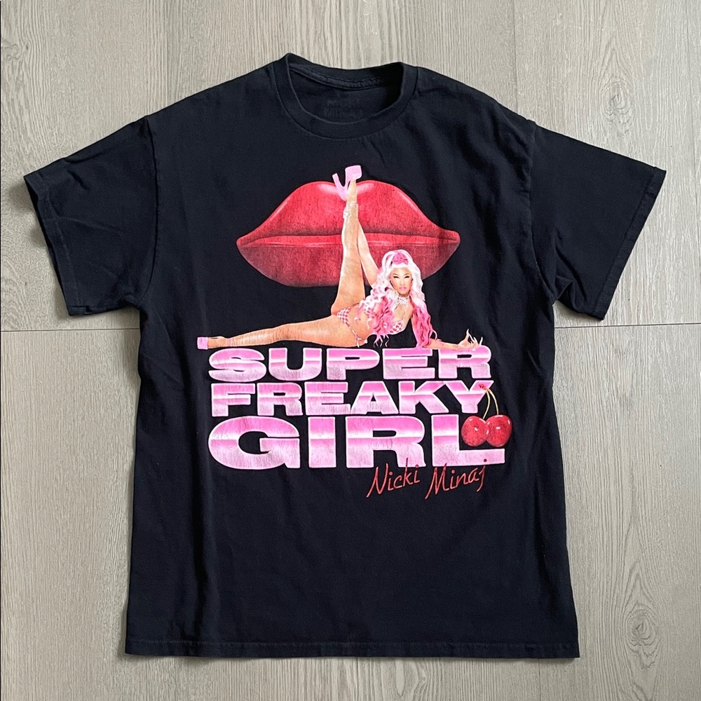 Nicki Minaj Super freaky girl t shirt